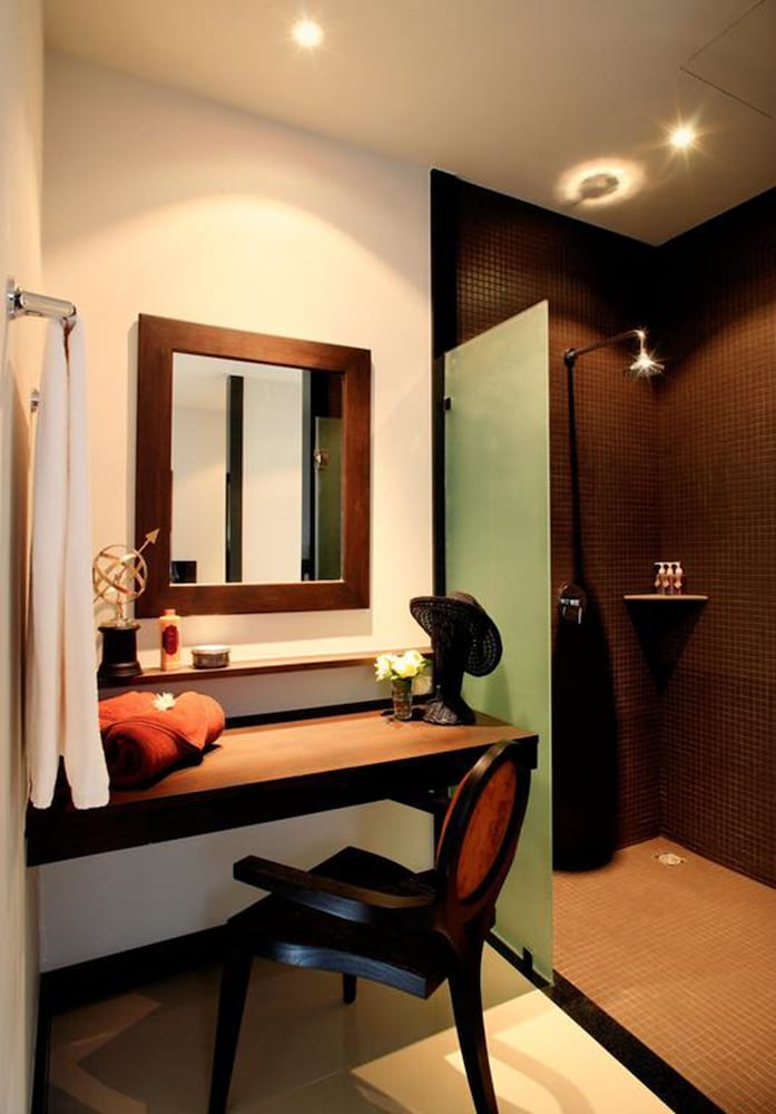 Two Villas Holiday - Onyx Style Nai Harn Beach