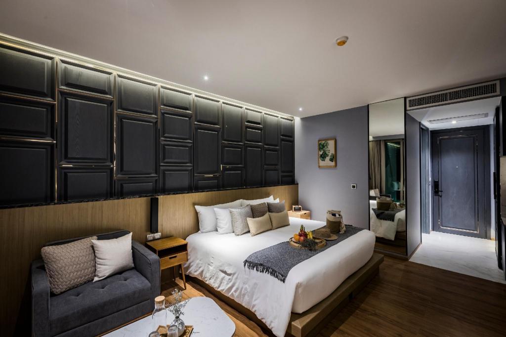 Wyndham Grand Nai Harn Beach Phuket