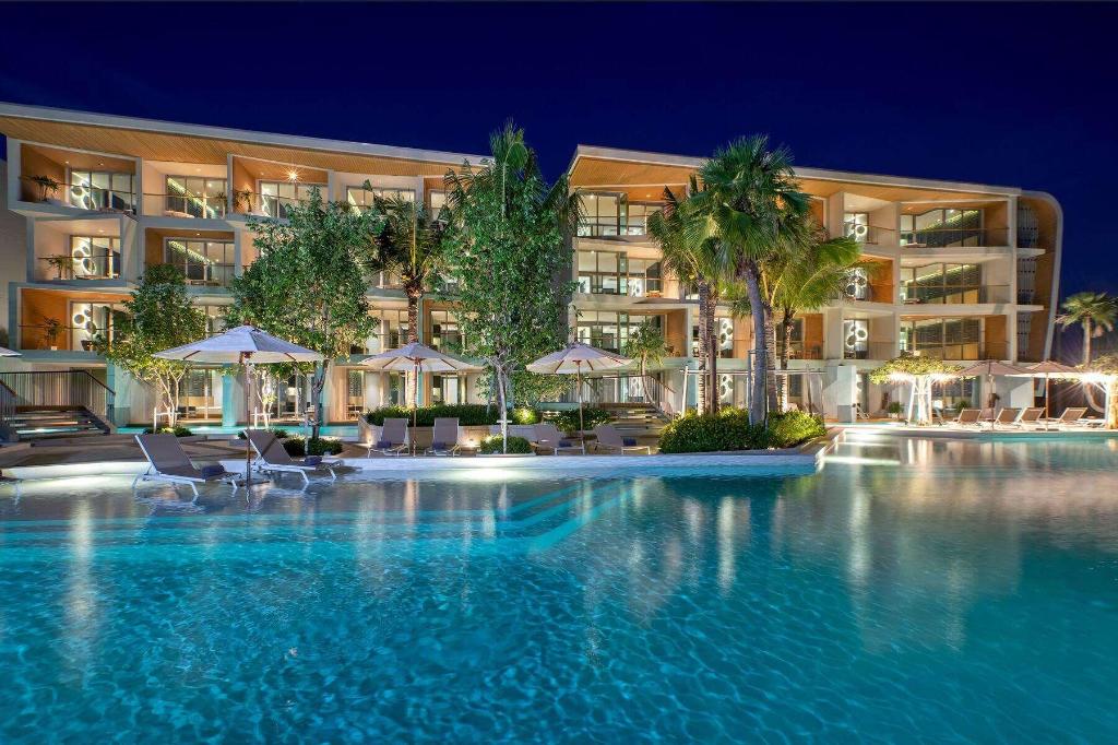 Wyndham Grand Nai Harn Beach Phuket