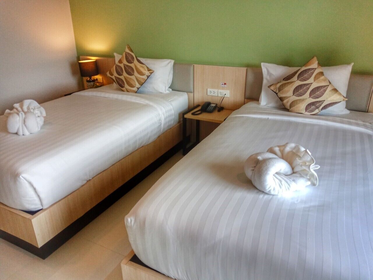 Louis' Runway View Hotel