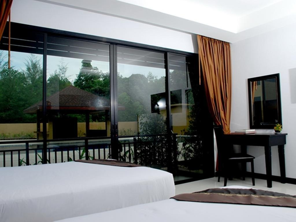 Nai Yang Beach Hotel