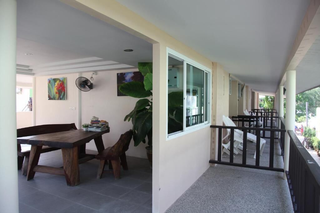 Naiyang Seaview Place