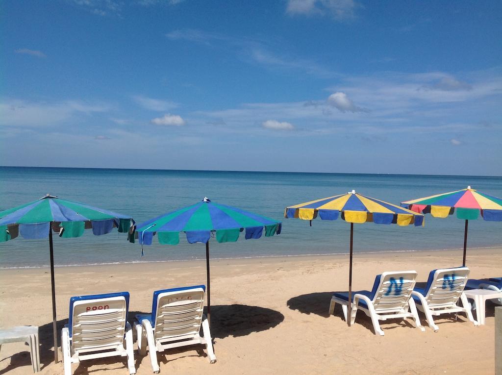 Ruan Mai Nai Yang Beach Resort