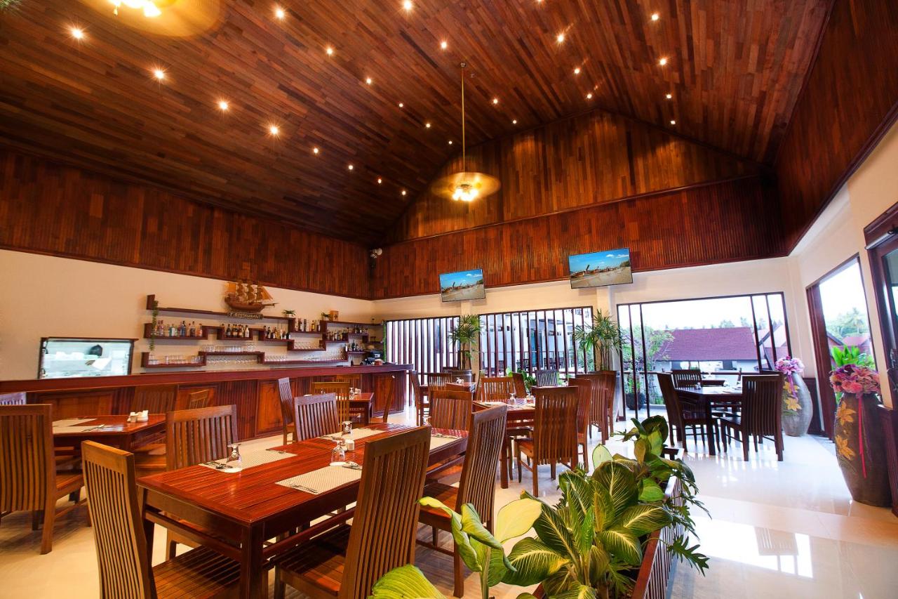 Howard Johnson by Wyndham Phuket Naiyang