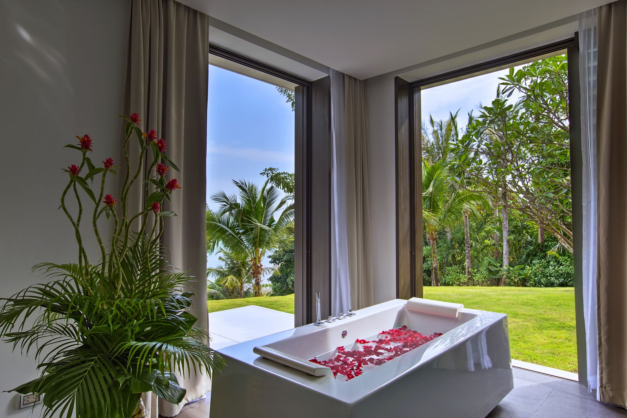 Ocean's 11 Villa Phuket