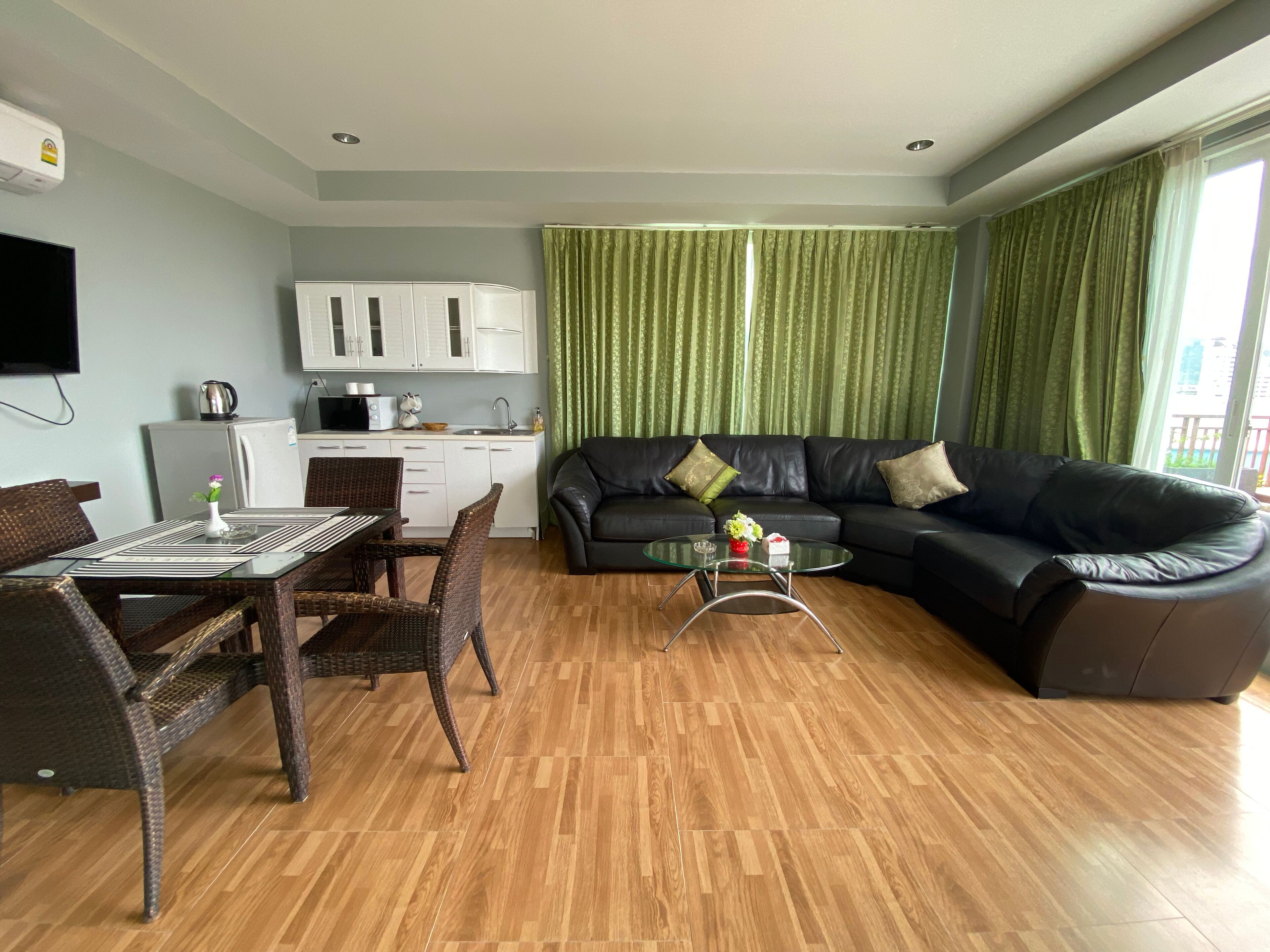 77 Patong Hotel & Spa