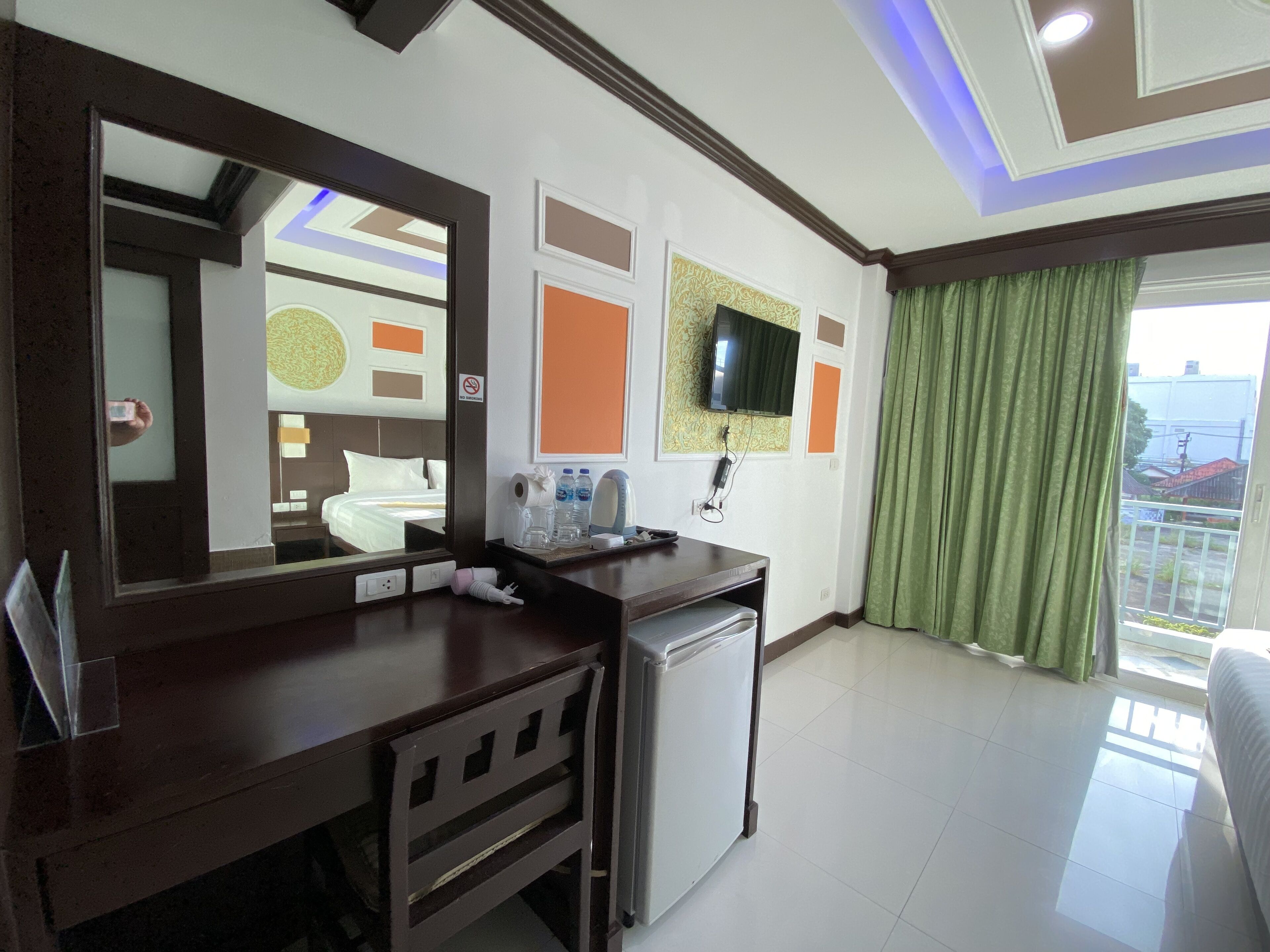 77 Patong Hotel & Spa