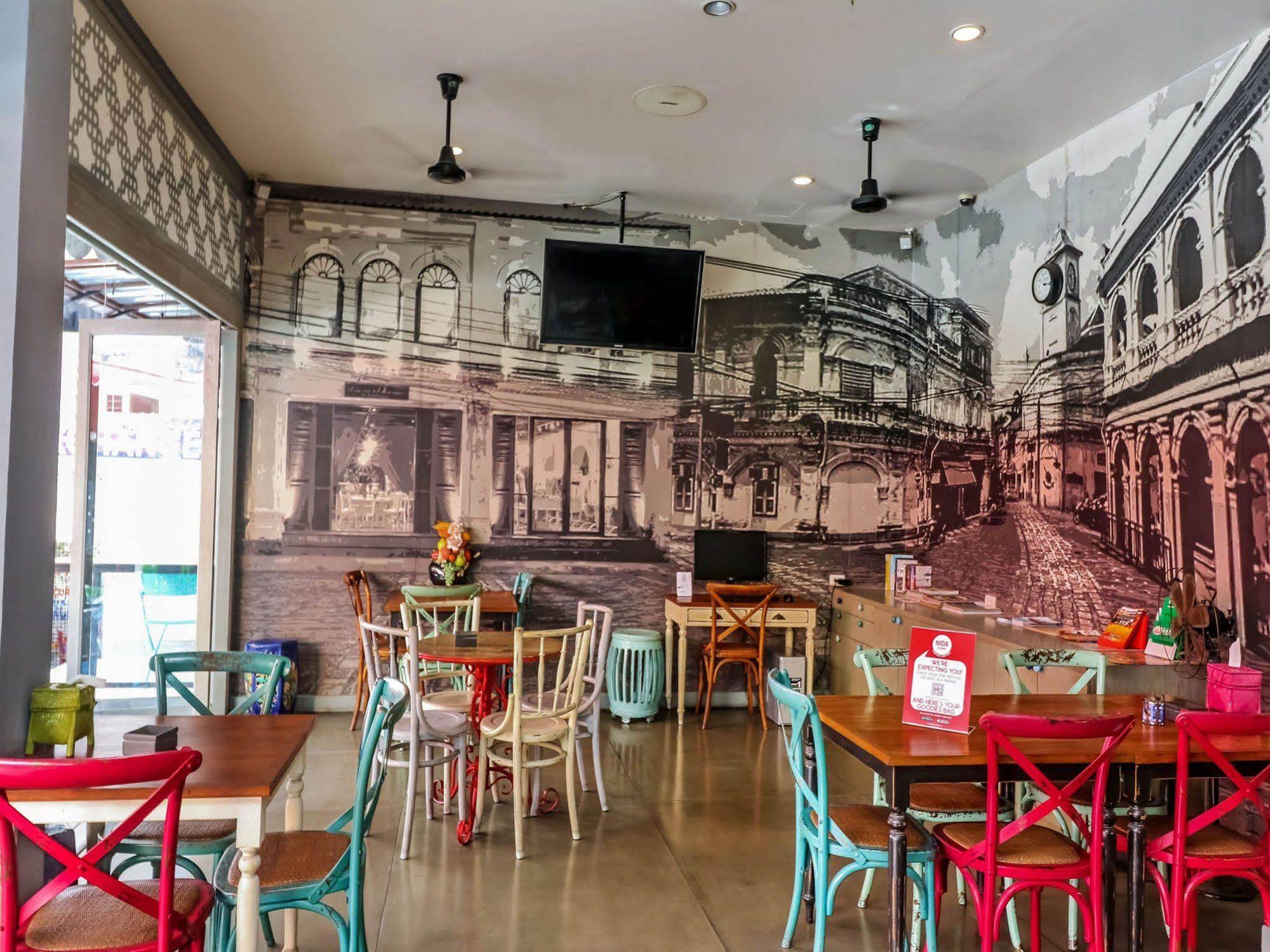 Acca Patong by NIDA Rooms