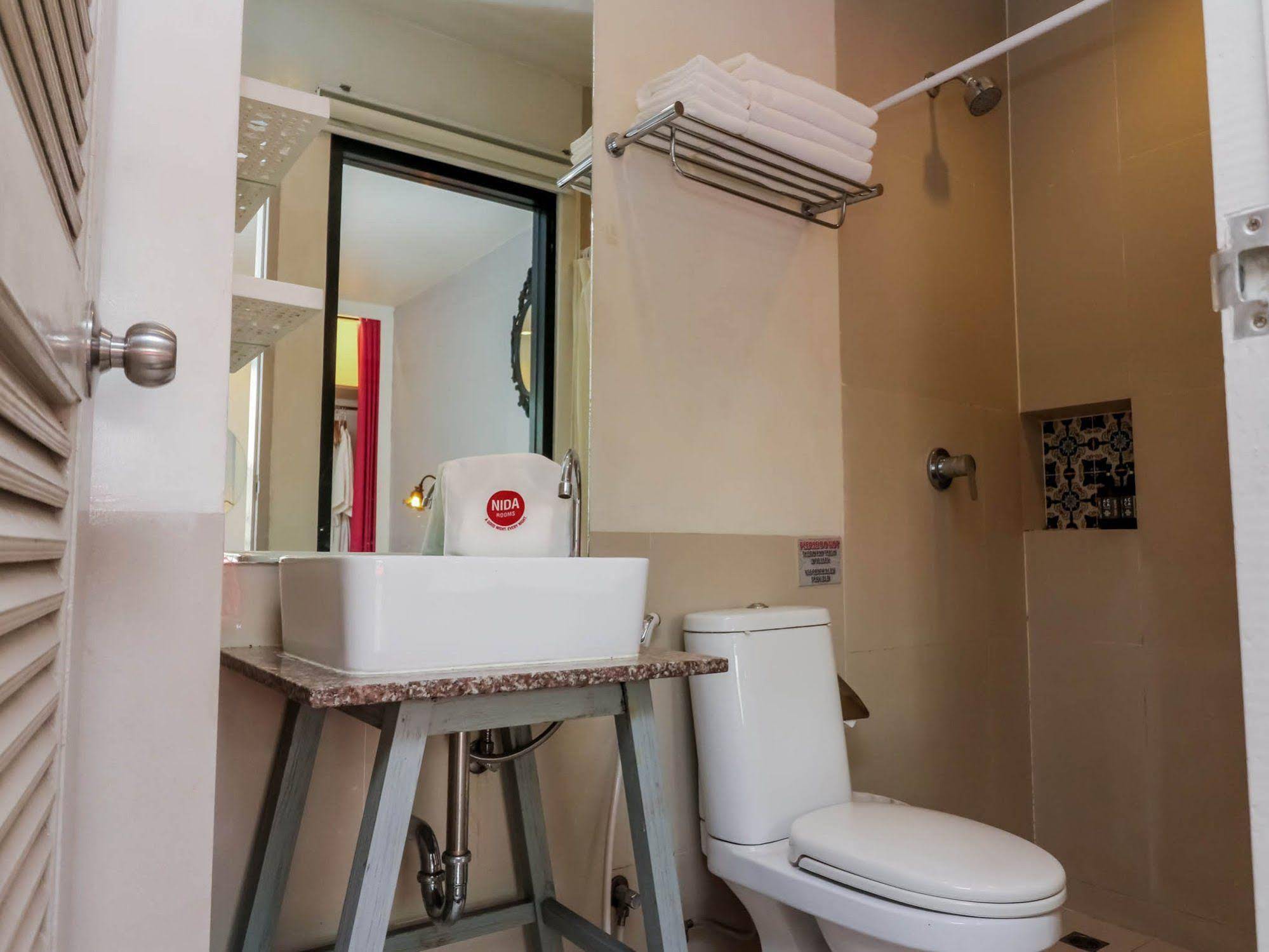 Acca Patong by NIDA Rooms