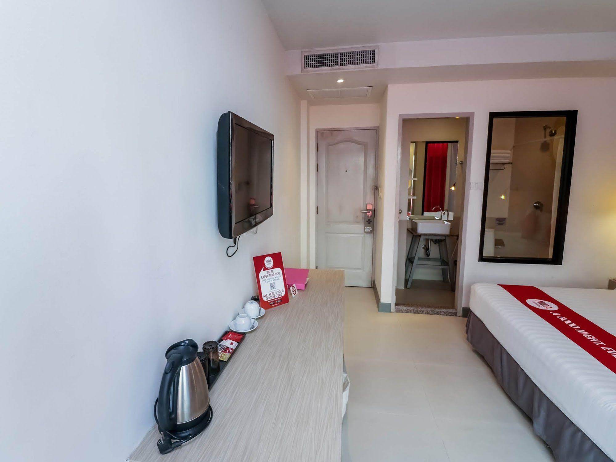 Acca Patong by NIDA Rooms