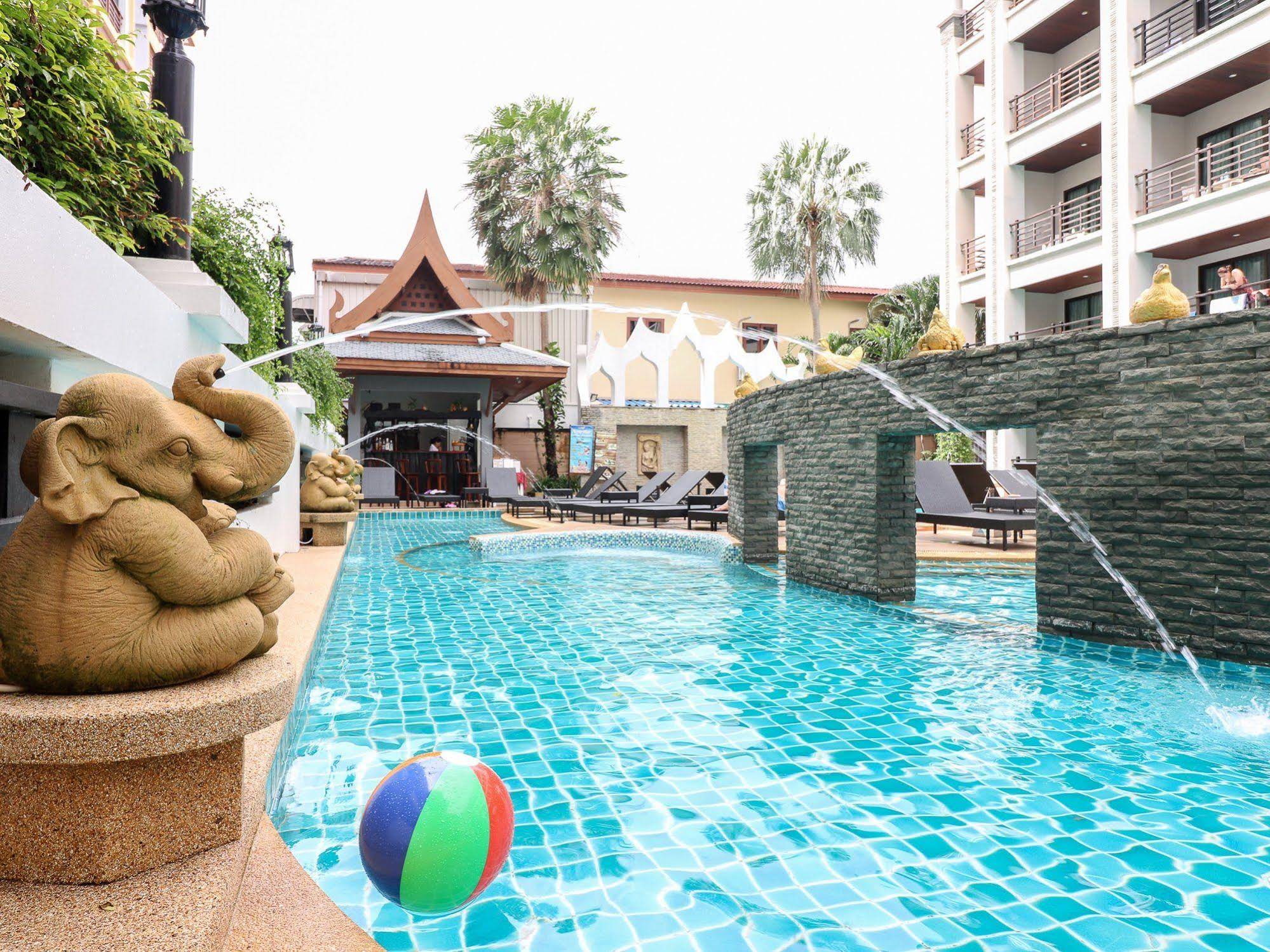 Amata Patong by NIDA Rooms