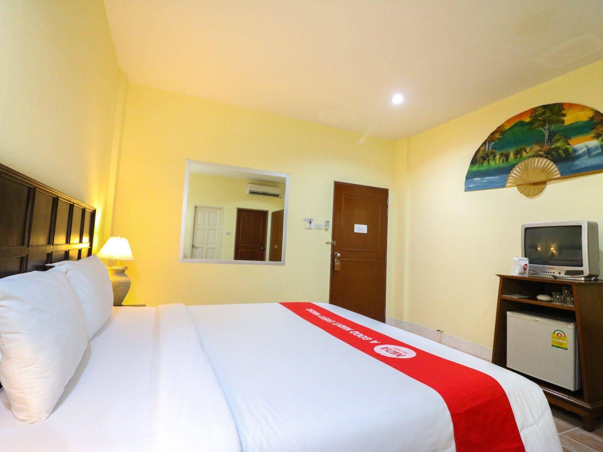 Amata Patong by NIDA Rooms