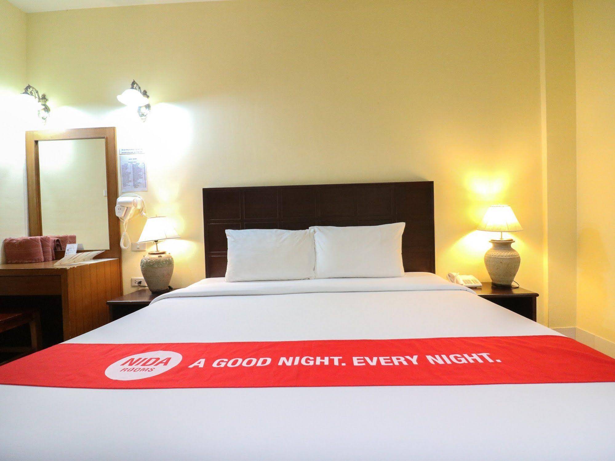 Amata Patong by NIDA Rooms