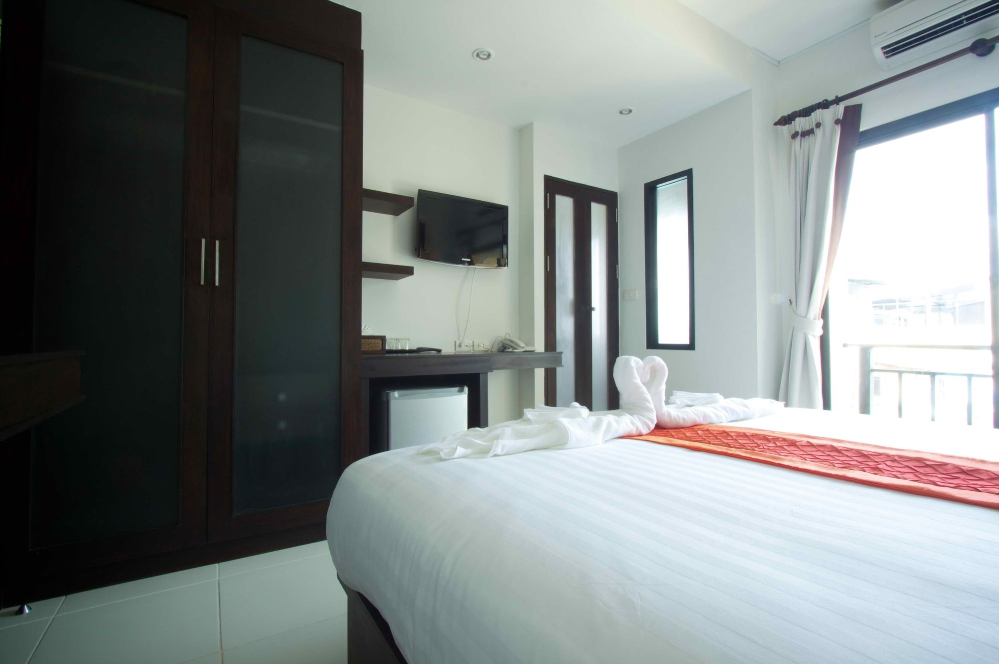Amber Residence