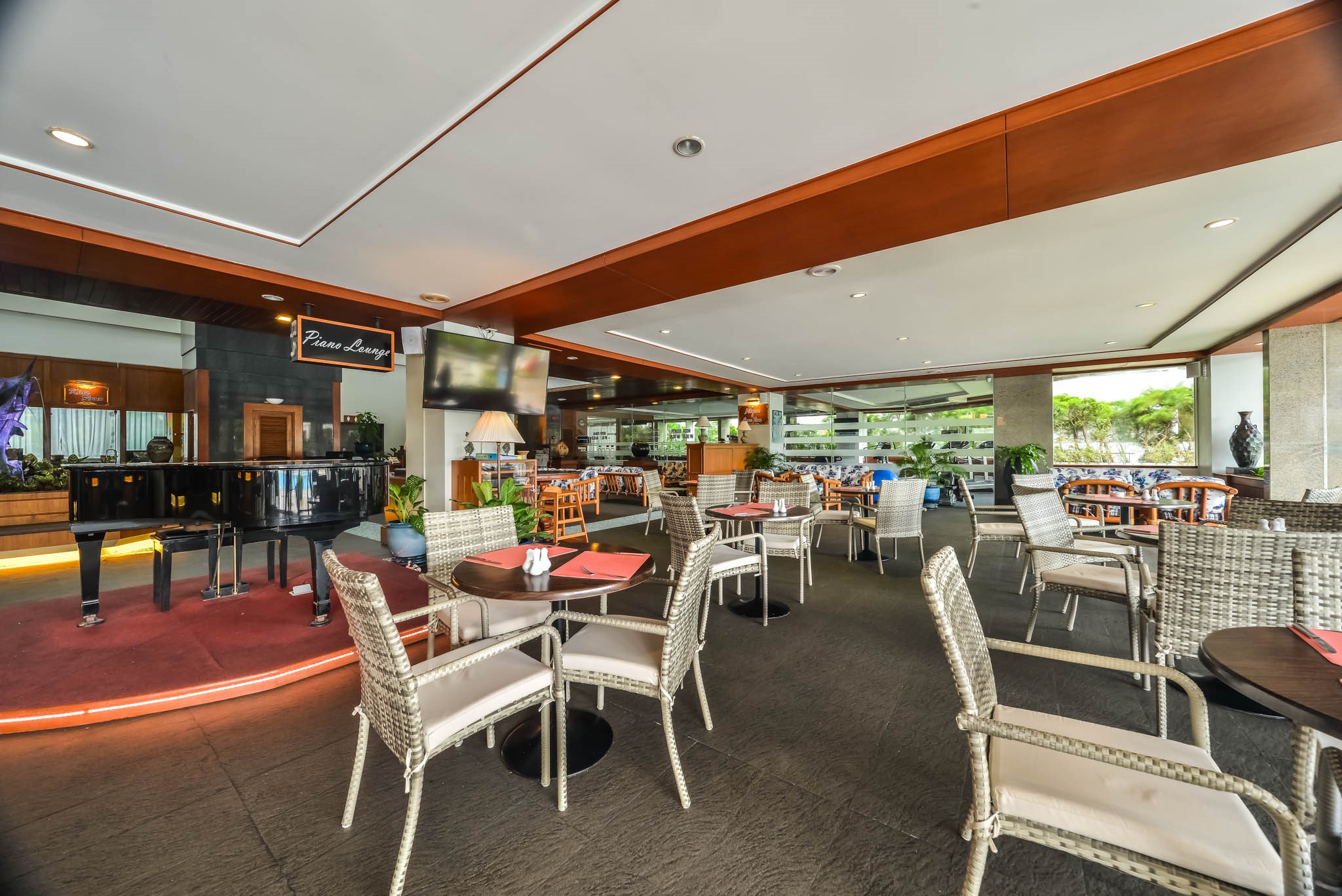 Andaman Beach Suites Hotel