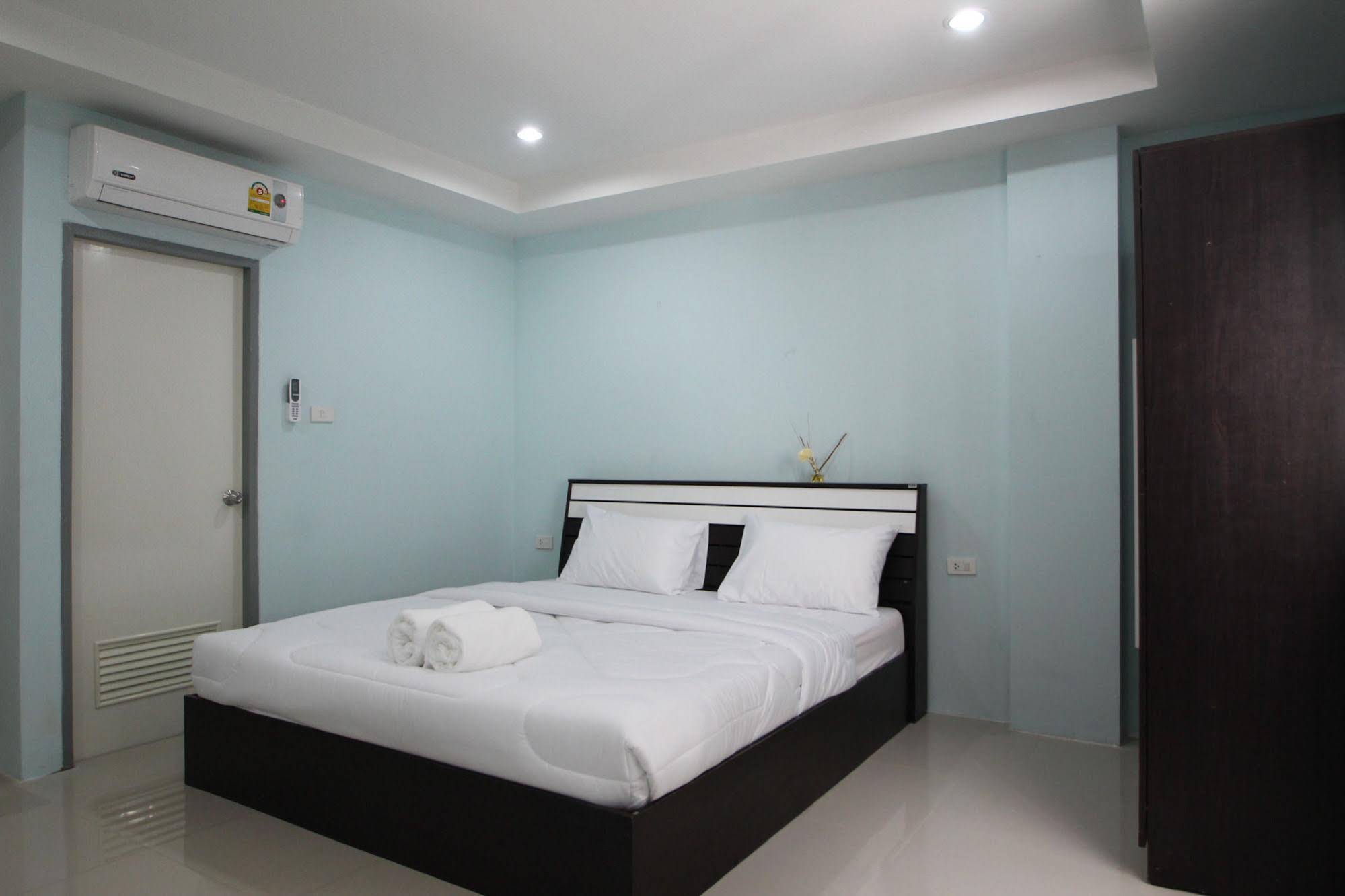 Angel Service Apartment Patong Beach