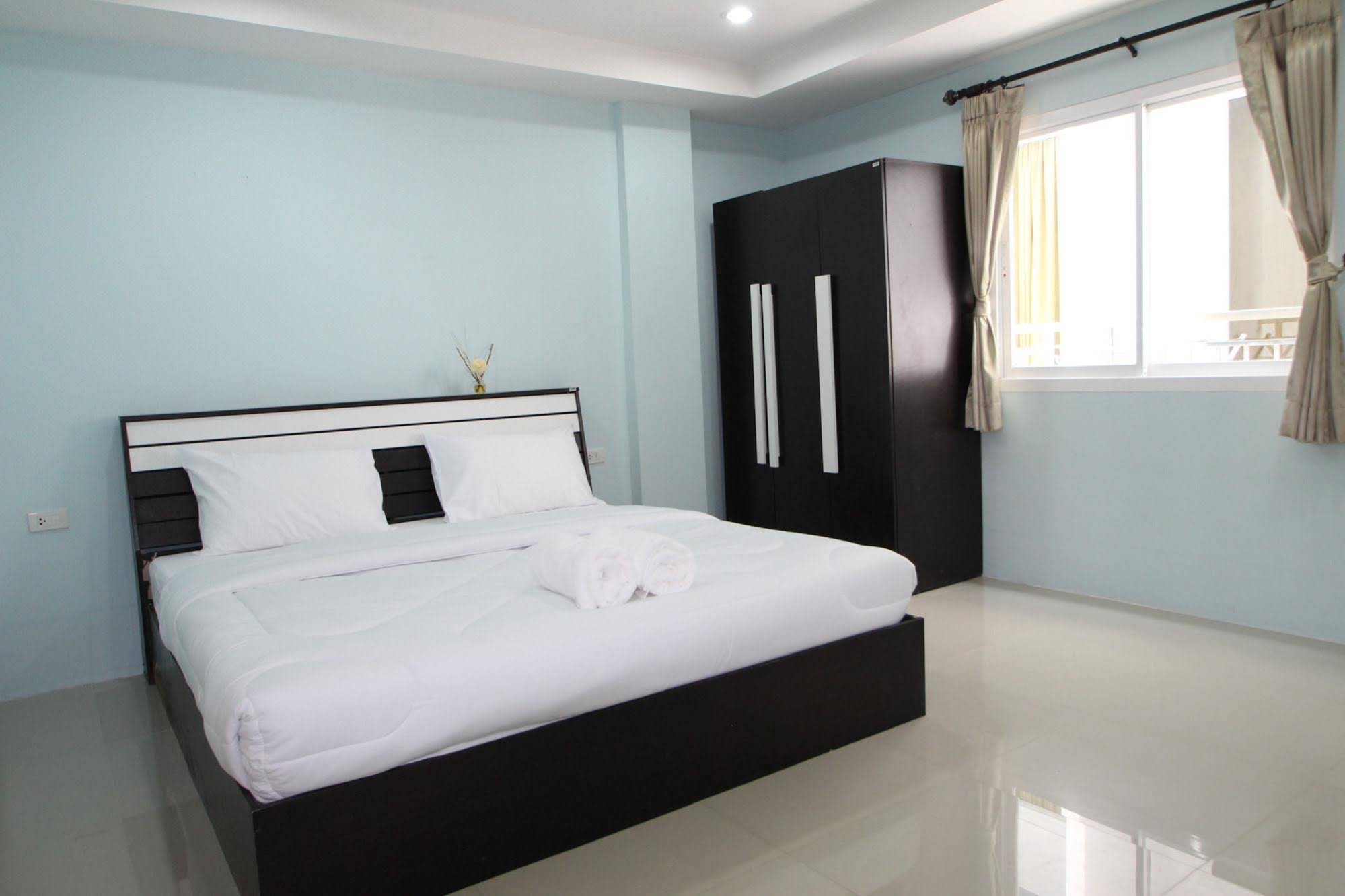 Angel Service Apartment Patong Beach