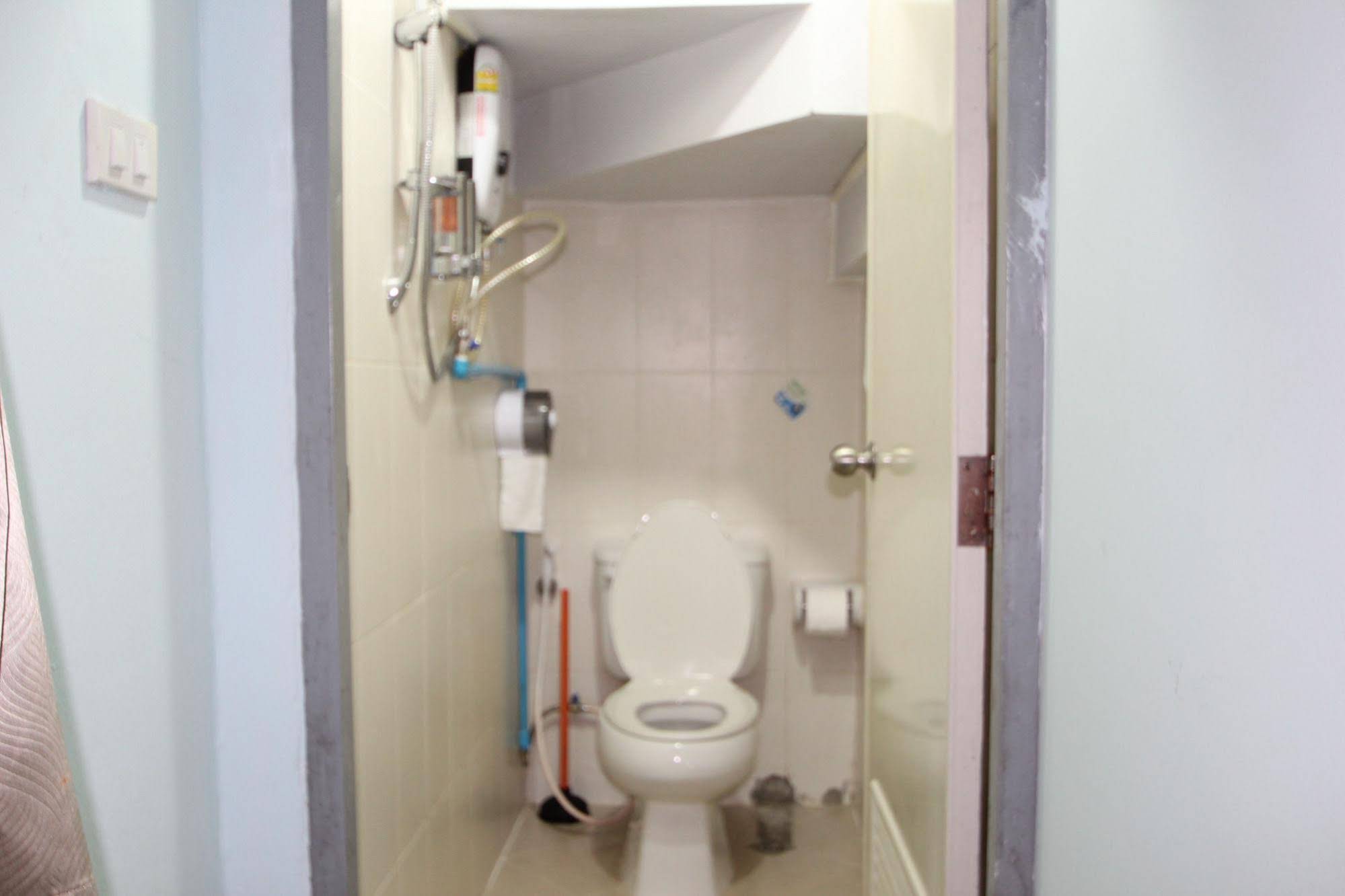 Angel Service Apartment Patong Beach