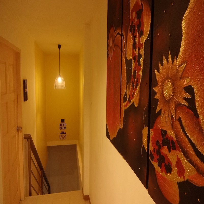 Athome Hotel @Nanai 8 & Thai Kitchen