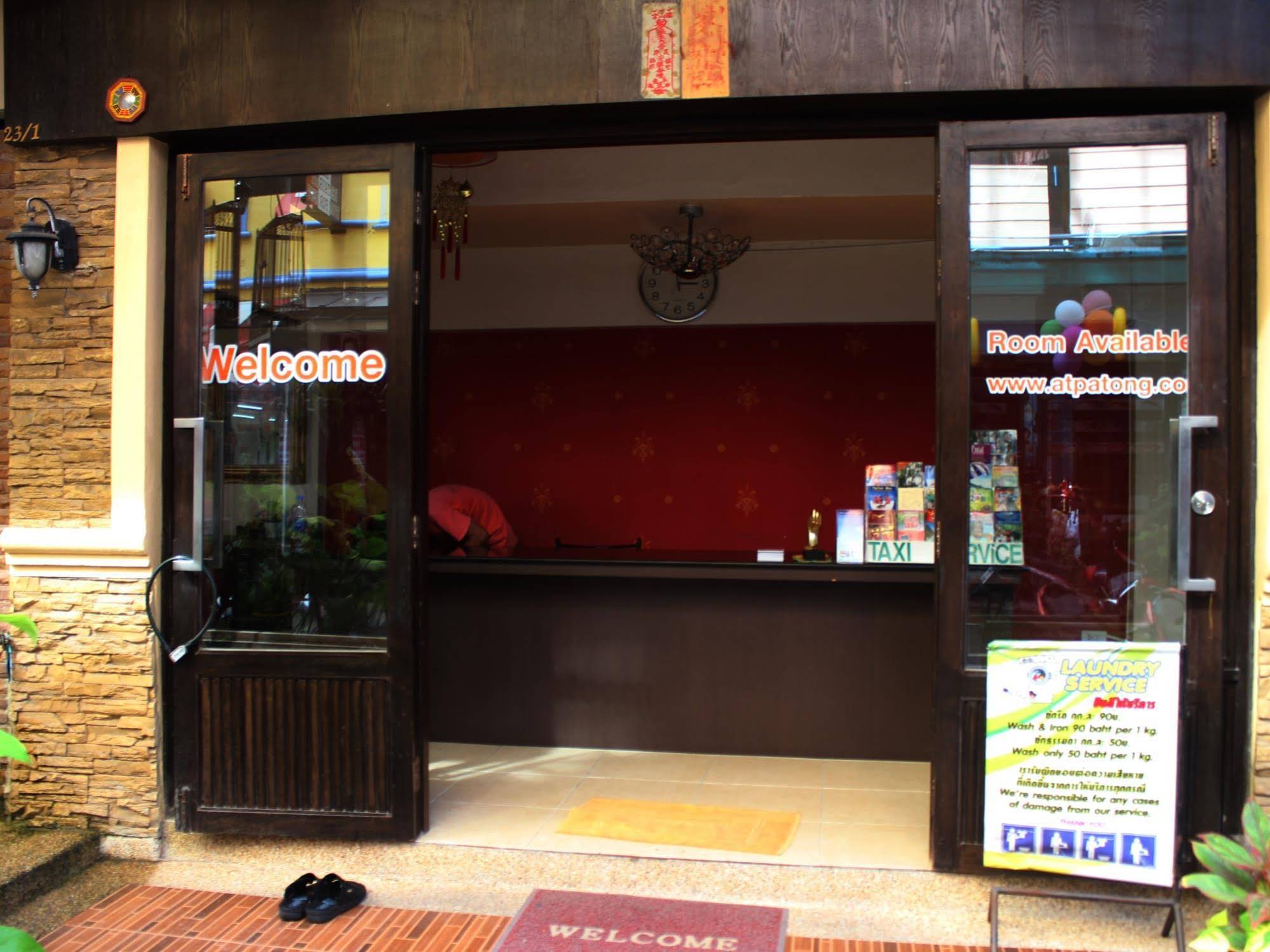 Baan Taweesup Apartment