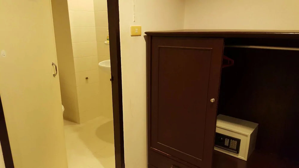 B&B Patong Beach House