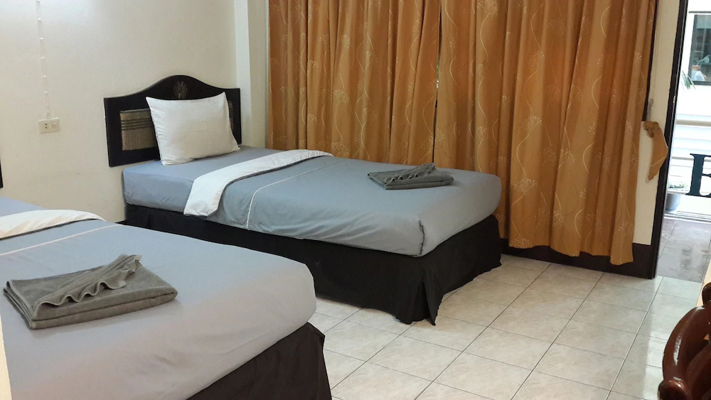 B&B Patong Beach House