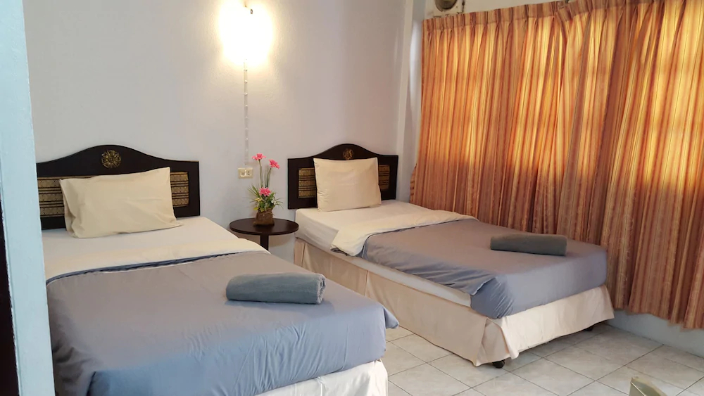 B&B Patong Beach House
