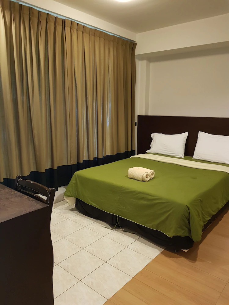 B&B Patong Beach House