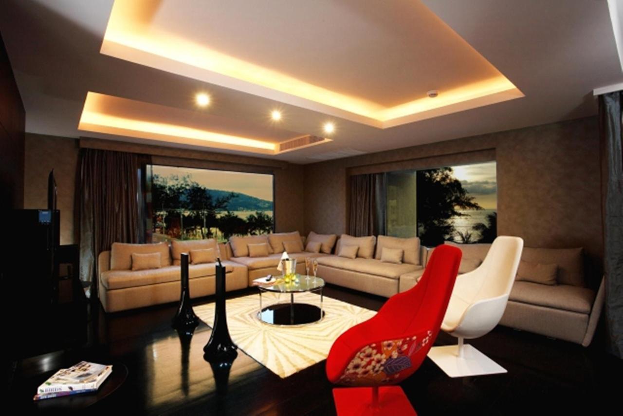 B-Lay Tong Phuket