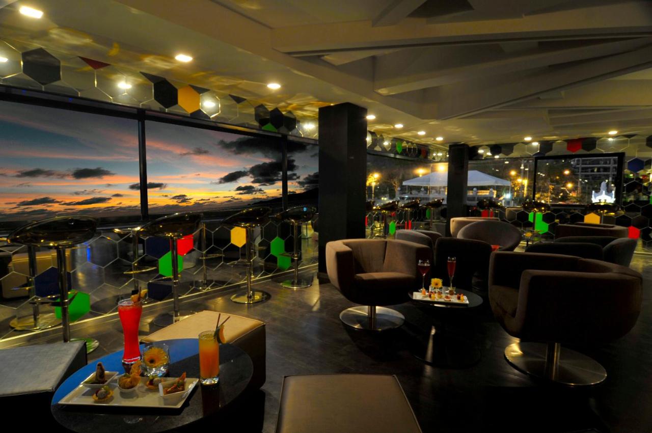 B-Lay Tong Phuket