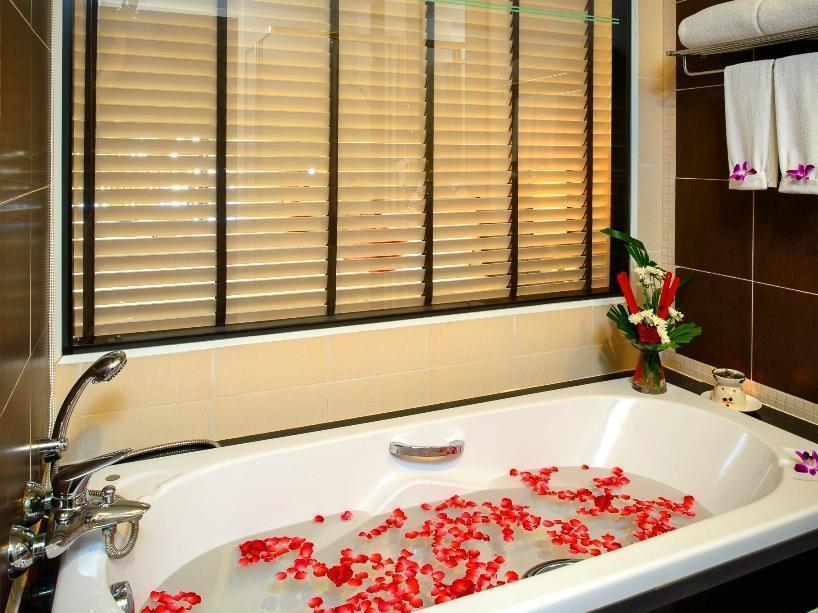 Deevana Plaza Phuket Patong