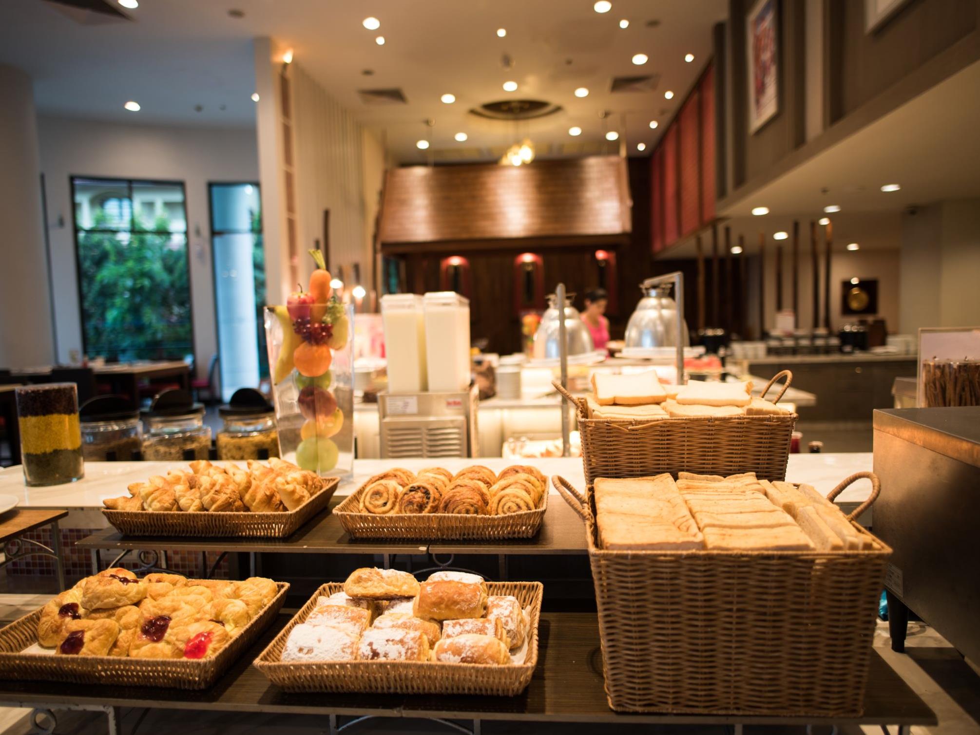 Deevana Plaza Phuket Patong