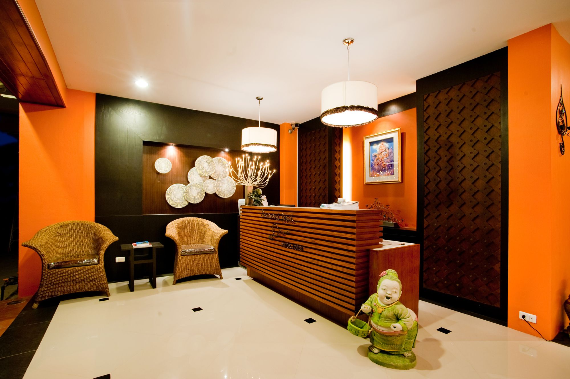 Deva Suites Patong