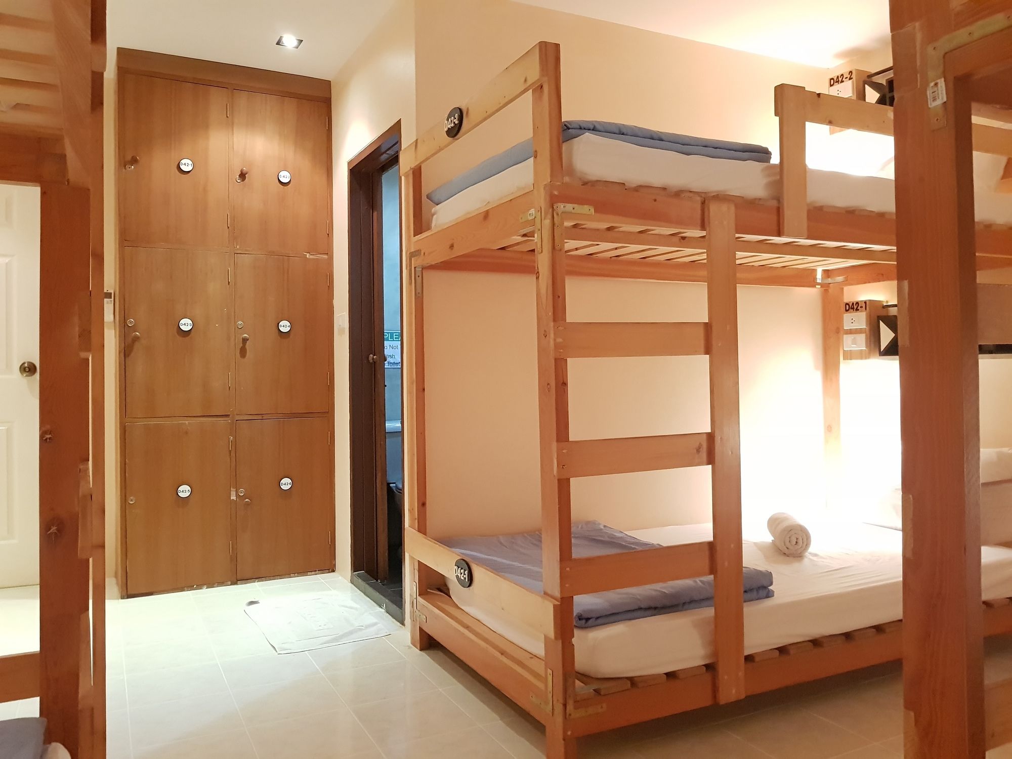 Dfeel Hostel