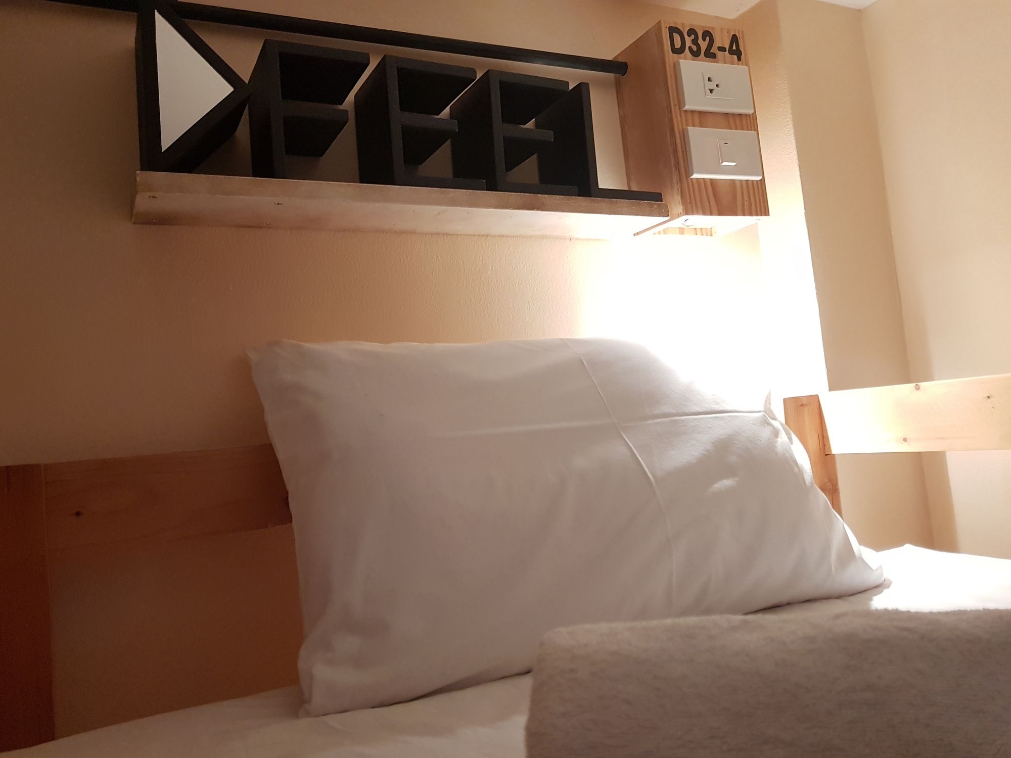 Dfeel Hostel