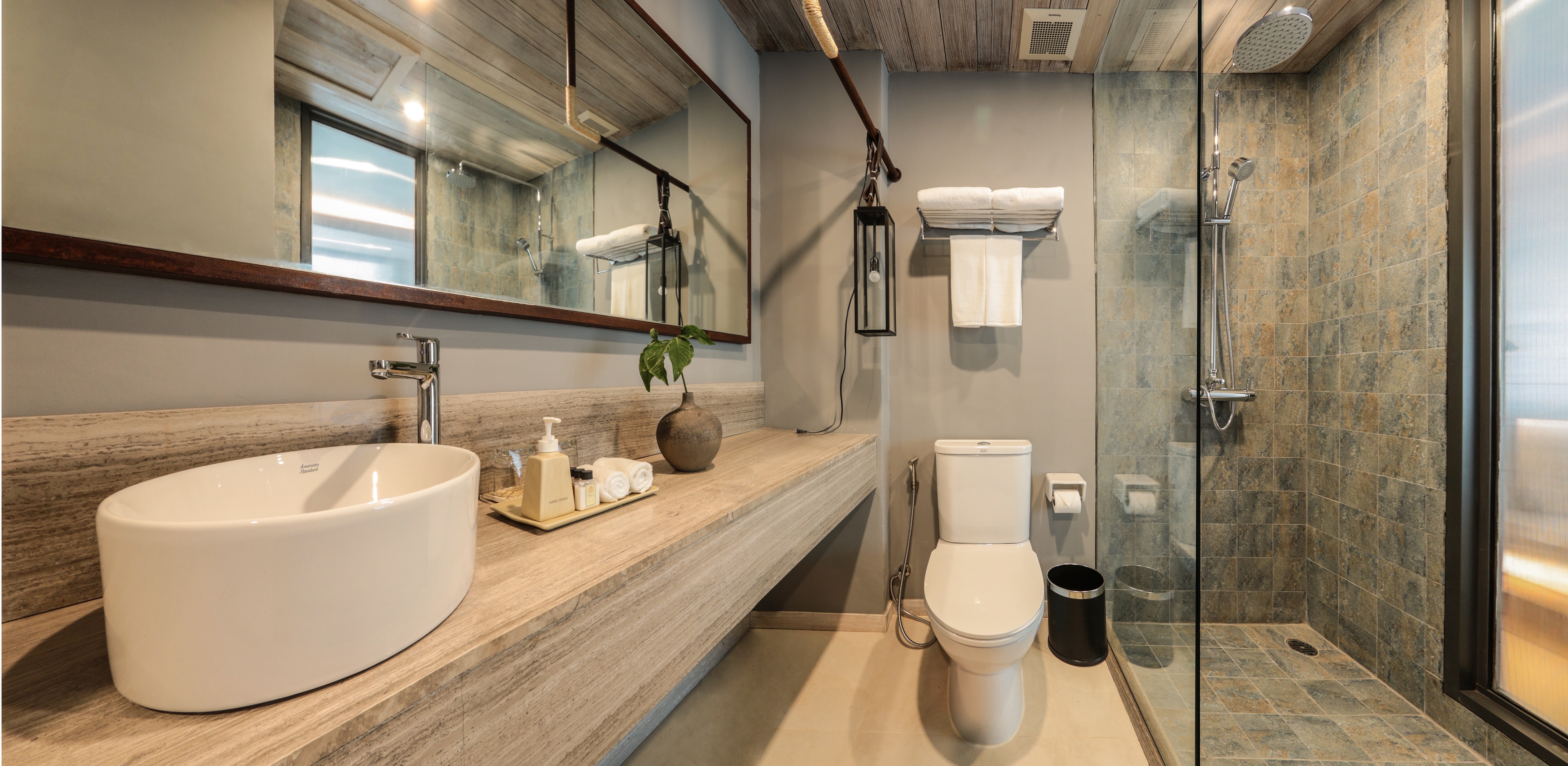 Dinso Resort & Villas Phuket Vignette Collection, an IHG Hotel