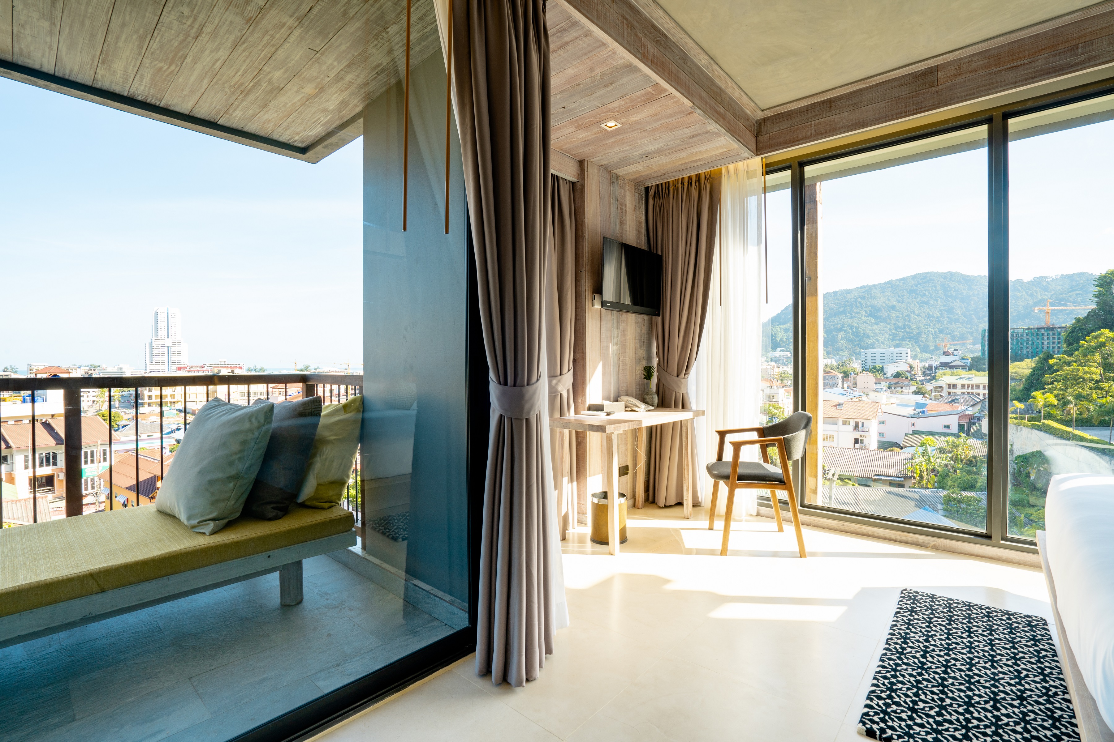 Dinso Resort & Villas Phuket Vignette Collection, an IHG Hotel