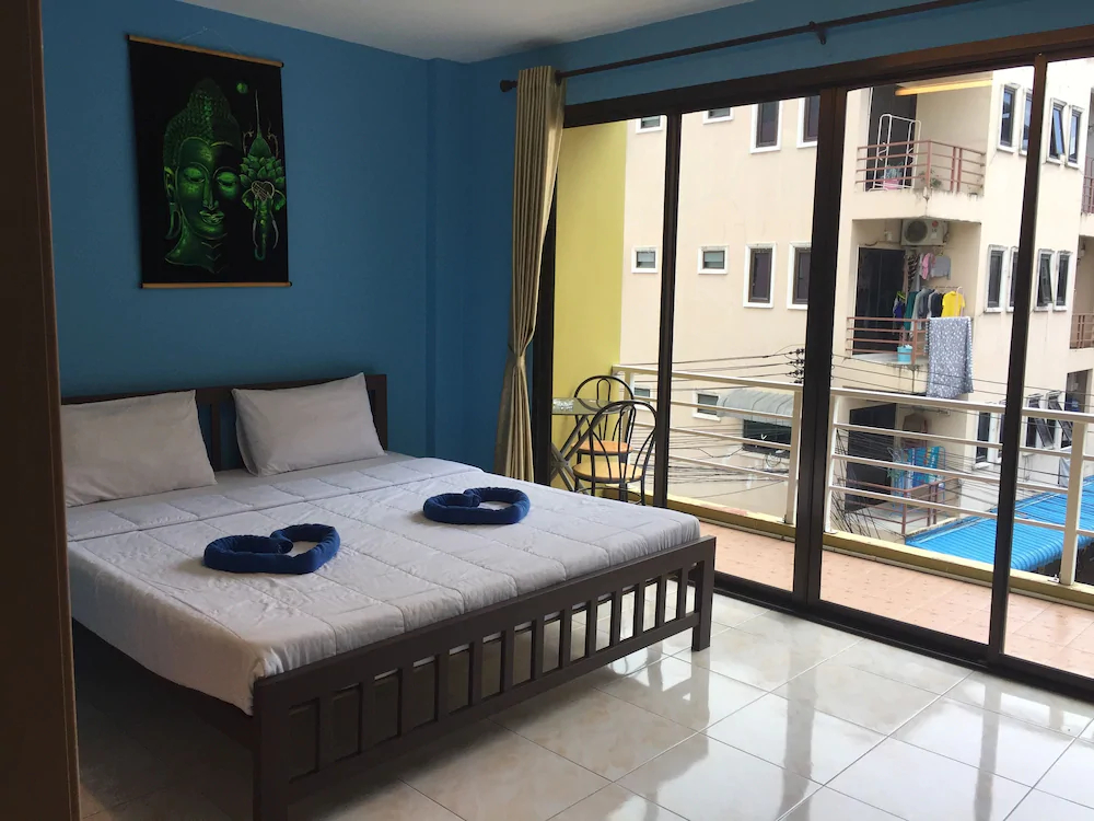 Dreams Guesthouse & Hostel Patong