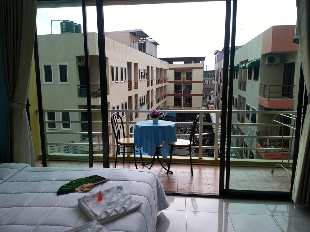 Dreams Guesthouse & Hostel Patong