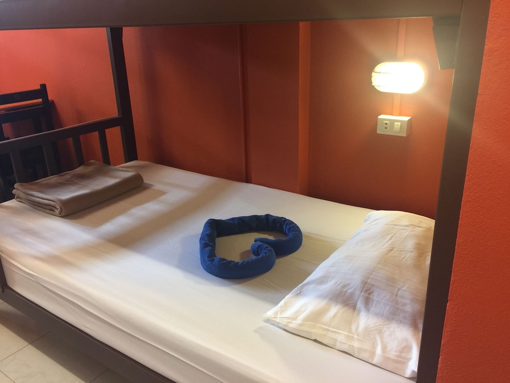 Dreams Guesthouse & Hostel Patong
