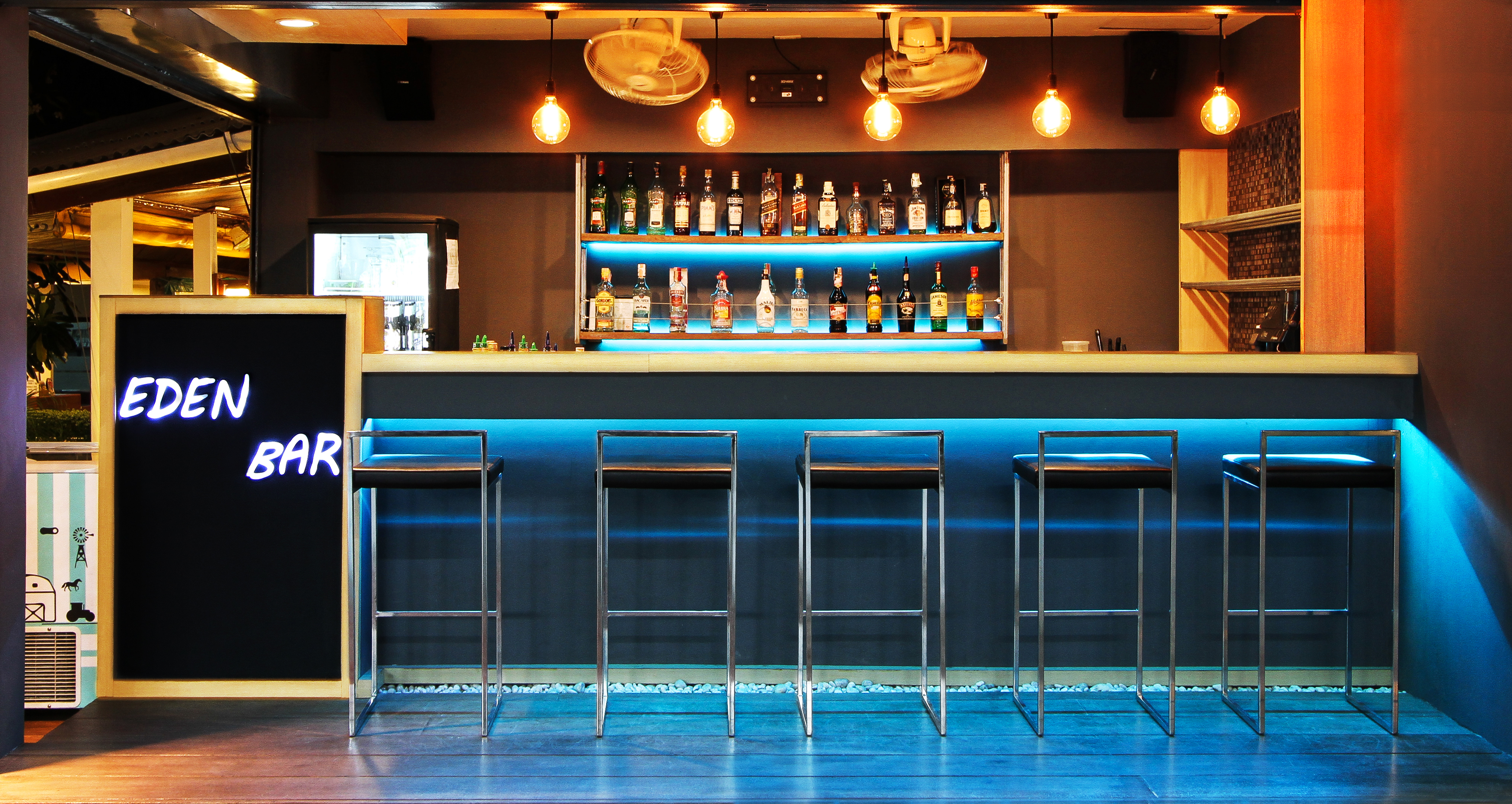 Eden Bungalow Resort