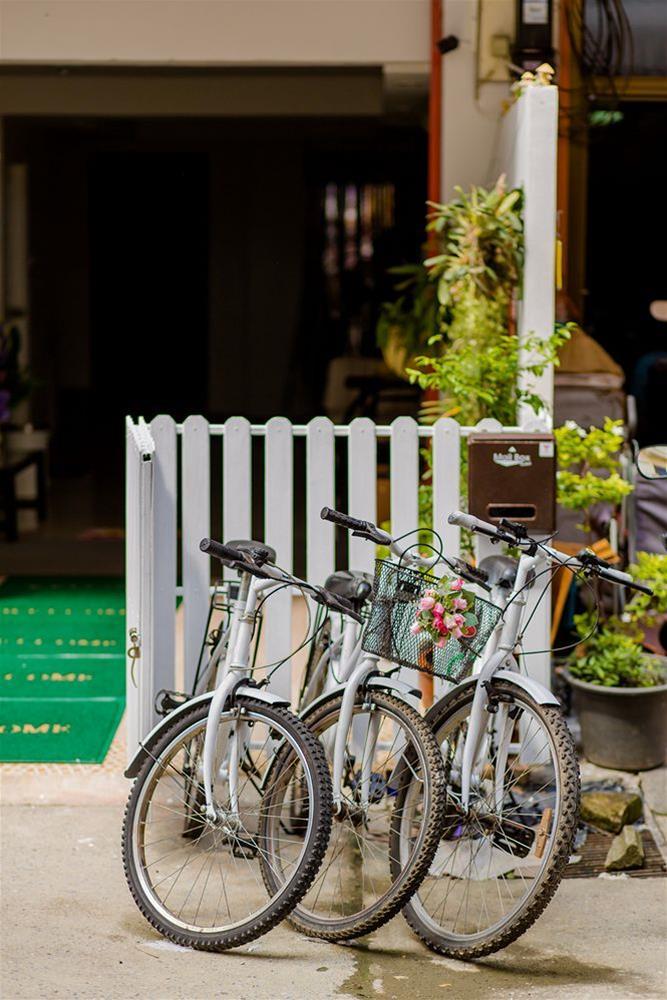 Eing Lay Beach Guesthouse