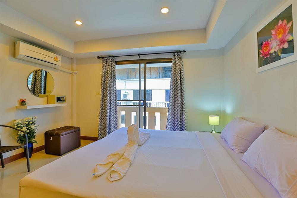 Eing Lay Beach Guesthouse