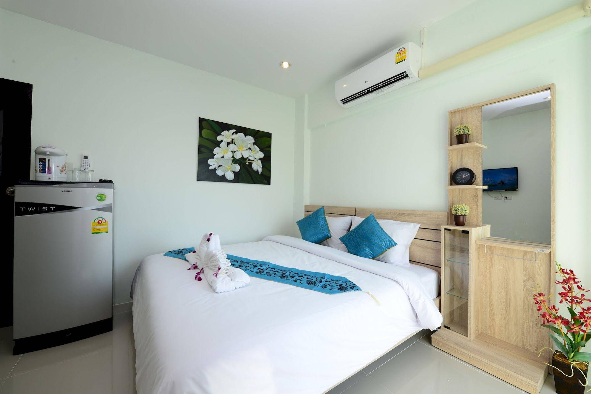 Enrich Boutique Place