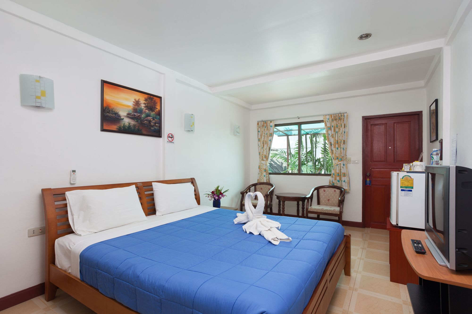 Expat Hotel