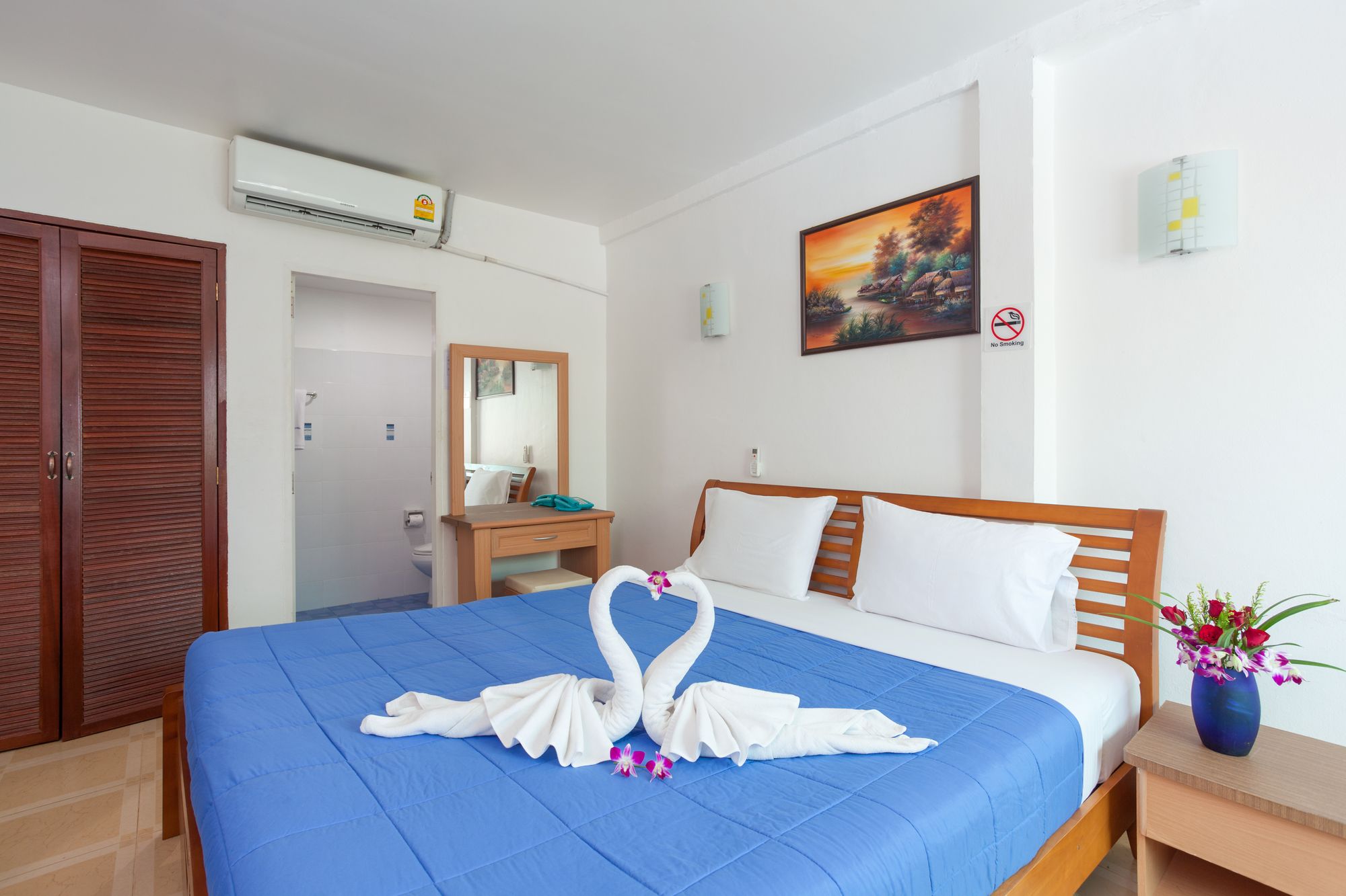 Expat Hotel