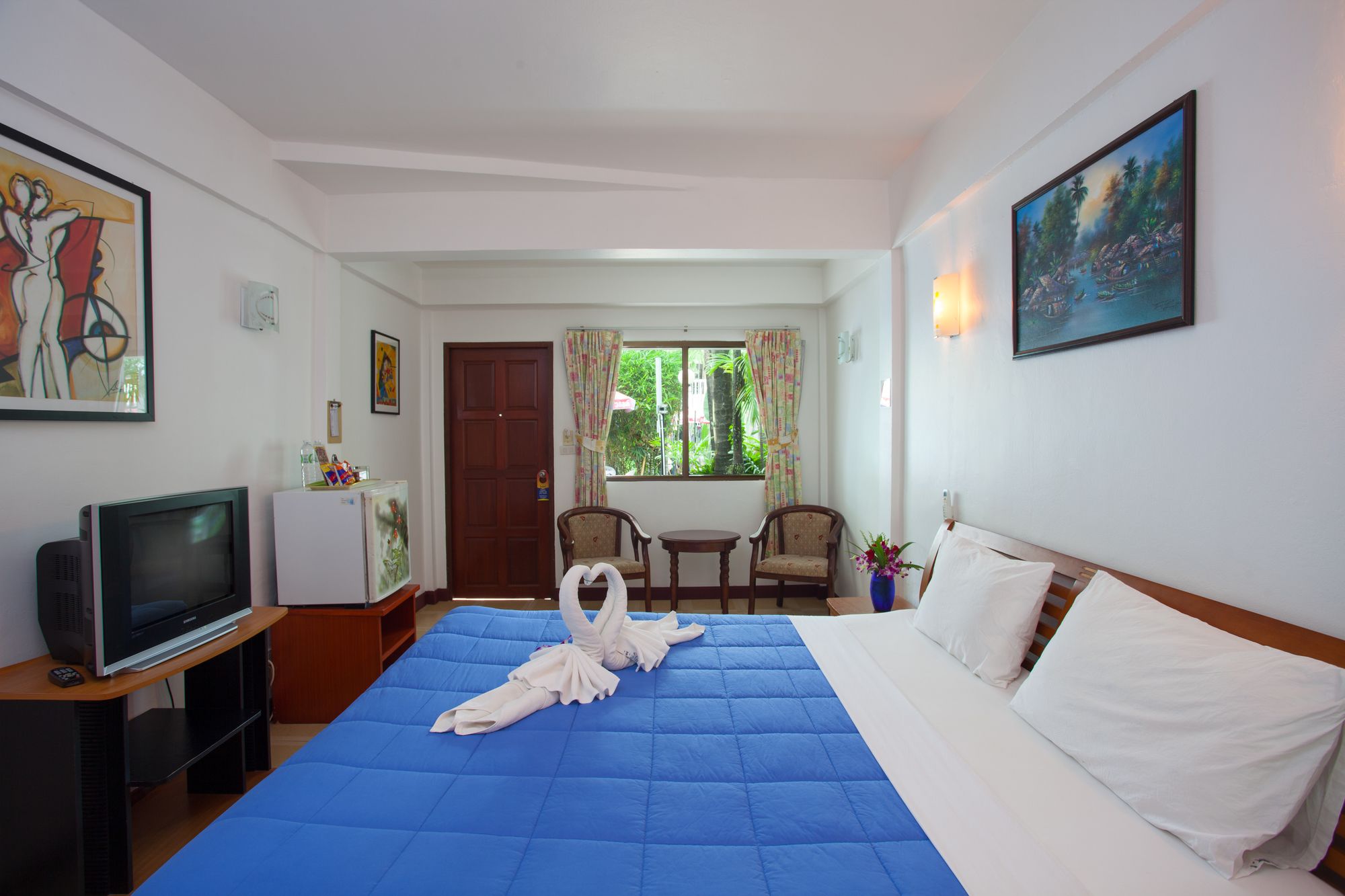 Expat Hotel
