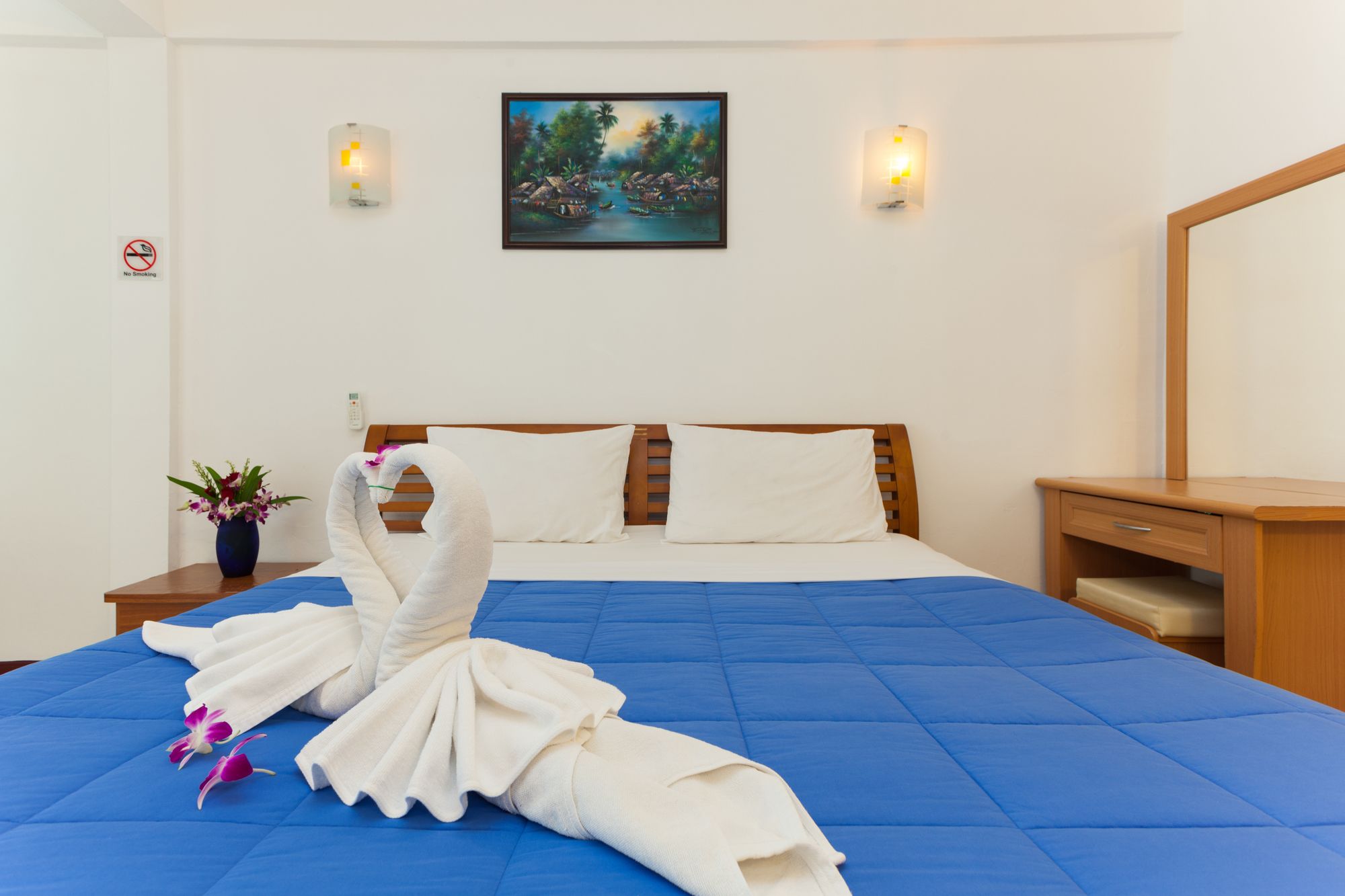 Expat Hotel