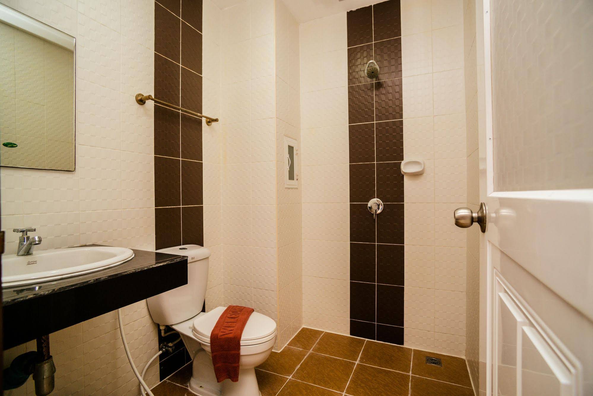 OYO 75321 Gemma Patong