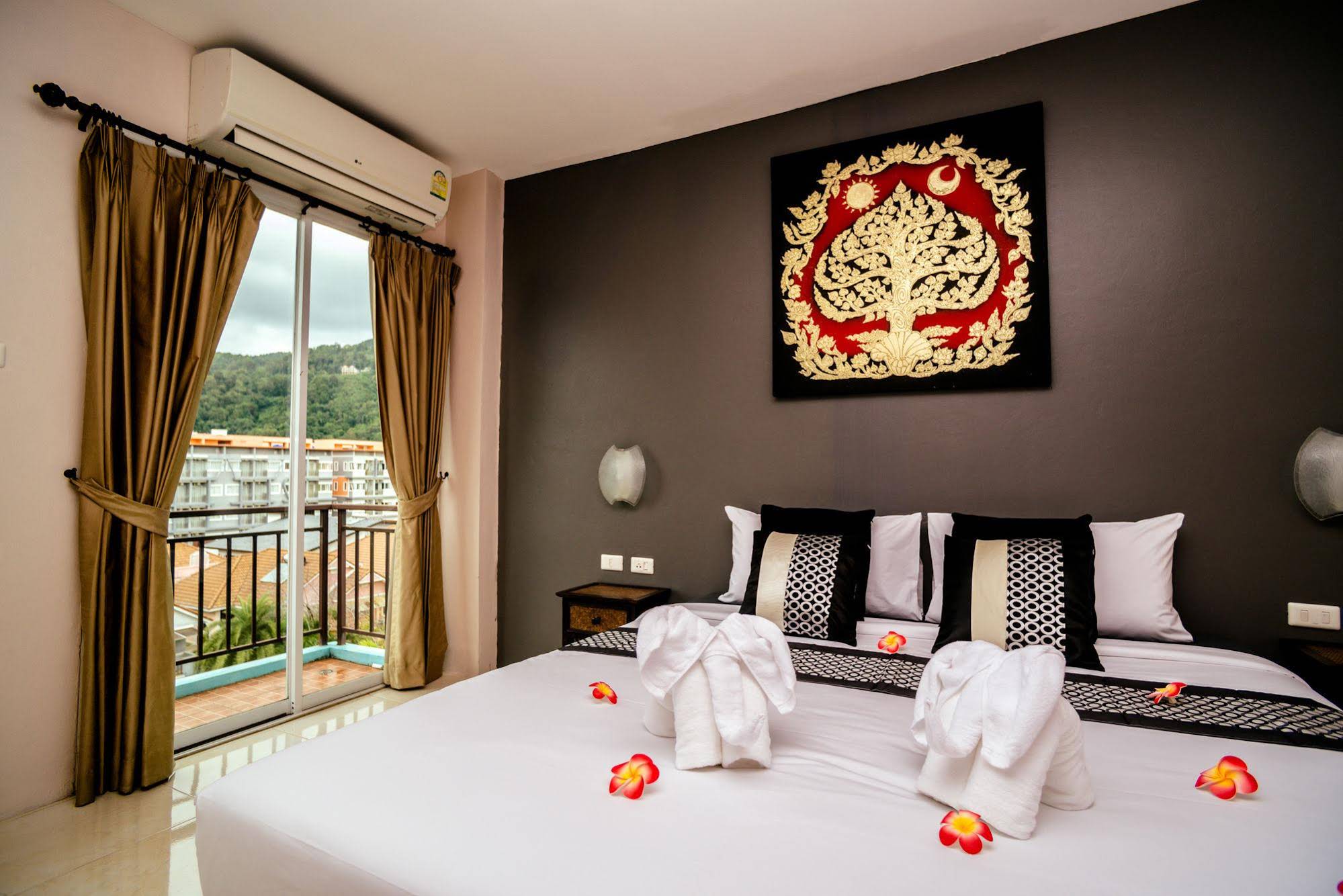 OYO 75321 Gemma Patong